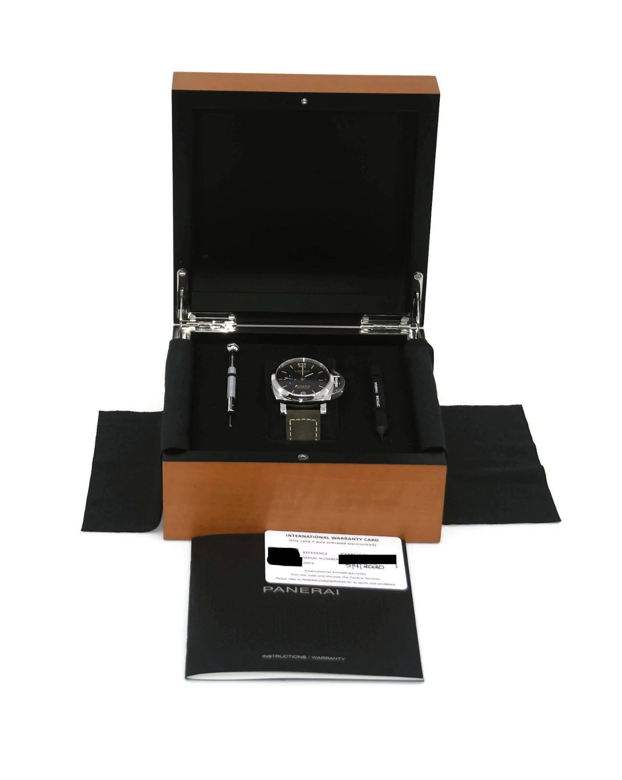 Panerai Luminor GMT Stainless Steel Watch PAM01535