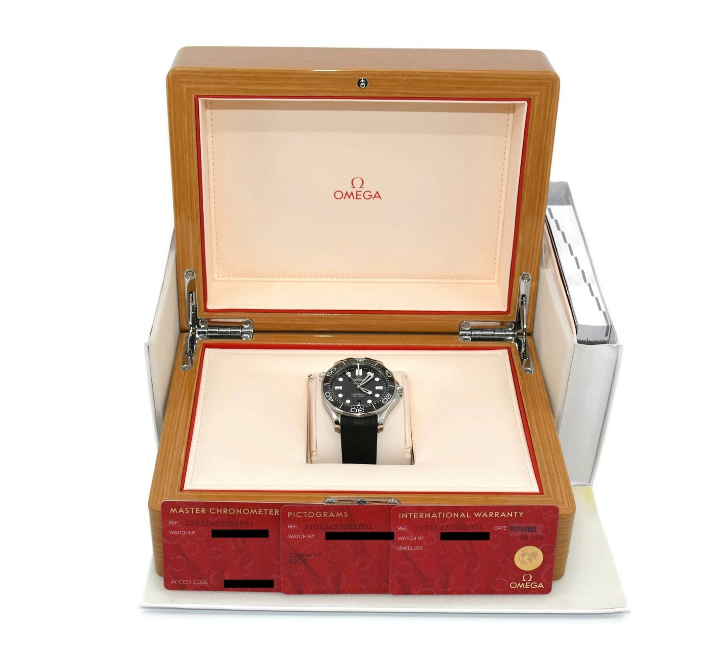 Omega Seamaster Diver 300M Stainless Steel Watch 210.32.42.20.01.001