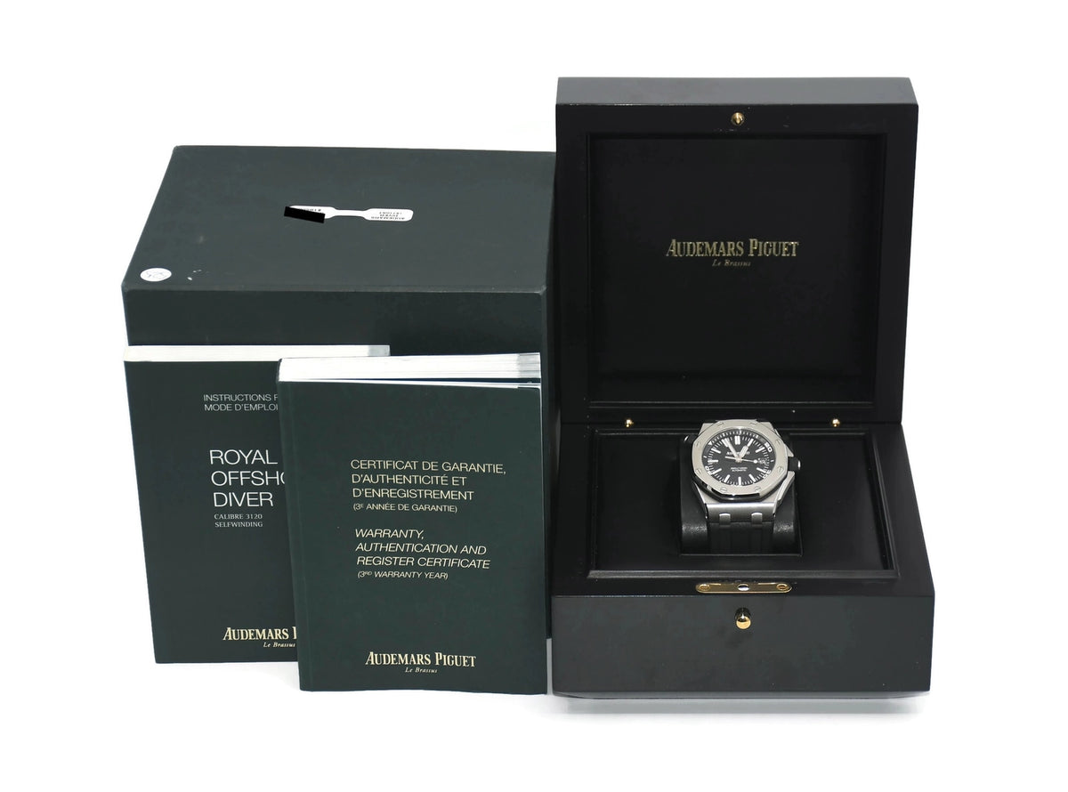 Audeamrs Piguet Royal Oak Offshore Diver Stainless Steel Watch 15710ST