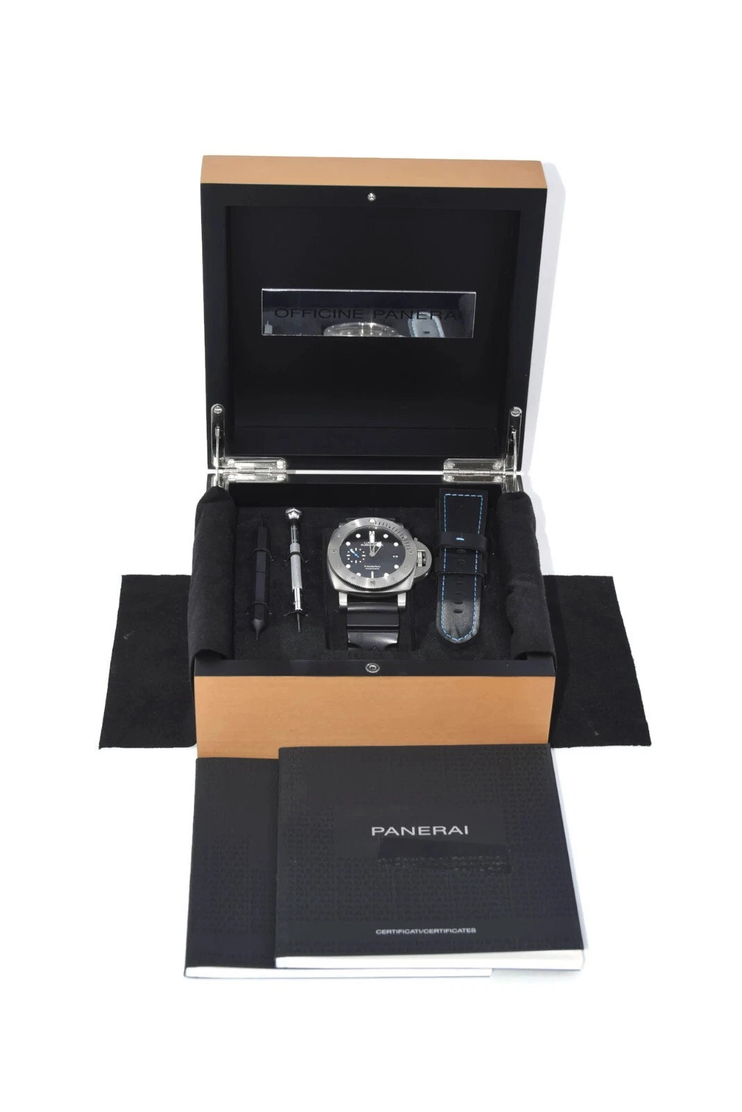 Panerai Luminor Submersible 3 Days Titanium Watch PAM1305