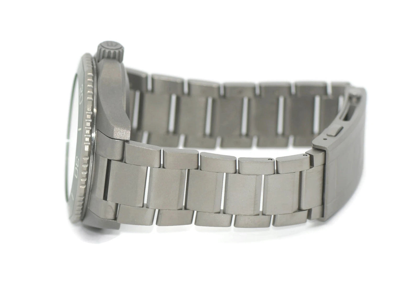 Tag Heuer Aquaracer Titanium Watch WPB208B