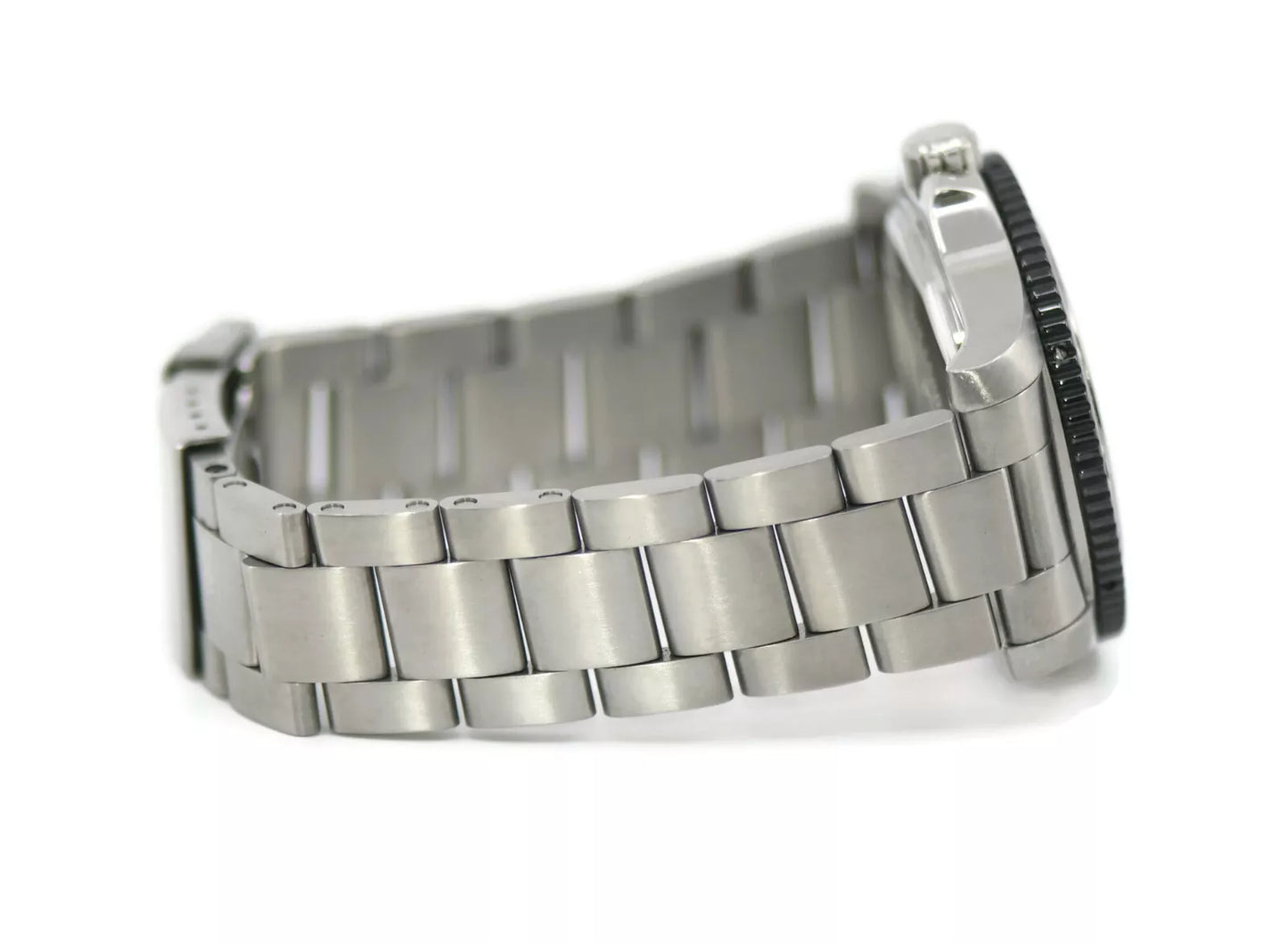 Breitling Superocean Stainless Steel Watch Y17393